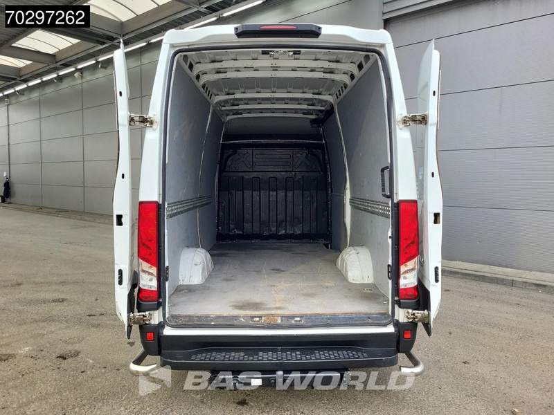 Iveco Daily 35S14 Automaat L2H2 3,5t Trekhaak Airco Cruise Standkachel Euro6 L2 Airco Trekhaak Cruise control - Furgon: slika 3 Iveco Daily 35S14 Automaat L2H2 3,5t Trekhaak Airco Cruise Standkachel Euro6 L2 Airco Trekhaak Cruise control - Furgon: slika 3