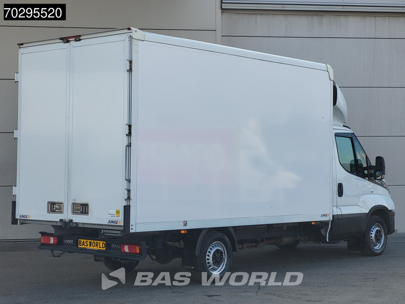 Iveco Daily 35S16 Automaat Bakwagen Achterdeuren 160PK Airco Camera Euro6 Meubelbak Koffer 21m3 Airco - Dostavno vozilo z zabojnikom: slika 5 Iveco Daily 35S16 Automaat Bakwagen Achterdeuren 160PK Airco Camera Euro6 Meubelbak Koffer 21m3 Airco - Dostavno vozilo z zabojnikom: slika 5