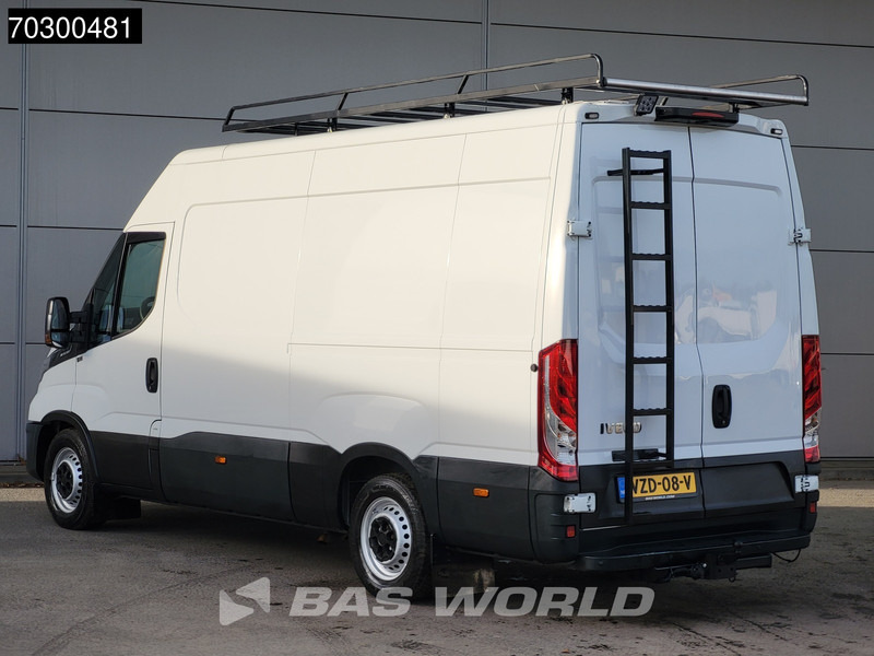 Iveco Daily 35S16 Automaat L2H2 3,5t Trekhaak 160PK Airco Imperiaal Camera Parkeersensoren Imperiaal Euro6 L2 Airco Trekhaak - Furgon: slika 2 Iveco Daily 35S16 Automaat L2H2 3,5t Trekhaak 160PK Airco Imperiaal Camera Parkeersensoren Imperiaal Euro6 L2 Airco Trekhaak - Furgon: slika 2