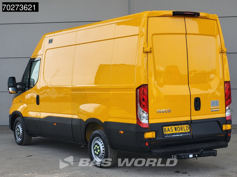 Iveco Daily 35S16 Automaat L2H2 Ramp 3,5t Trekhaak Camera Airco Cruise L2 12m3 Airco Trekhaak Cruise control - Furgon: slika 2 Iveco Daily 35S16 Automaat L2H2 Ramp 3,5t Trekhaak Camera Airco Cruise L2 12m3 Airco Trekhaak Cruise control - Furgon: slika 2