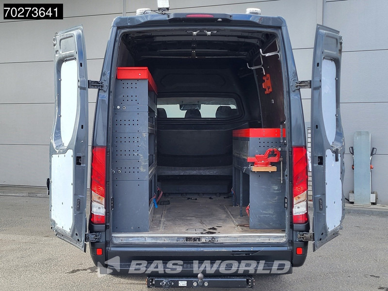 Iveco Daily 35S16 Dubbel Cabine Automaat L2H2 3,5t Trekhaak Werkplaatsinrichting LED Airco Cruise Camera Parkeersensoren DC Doka Mixto Doppe - Furgon: slika 5 Iveco Daily 35S16 Dubbel Cabine Automaat L2H2 3,5t Trekhaak Werkplaatsinrichting LED Airco Cruise Camera Parkeersensoren DC Doka Mixto Doppe - Furgon: slika 5