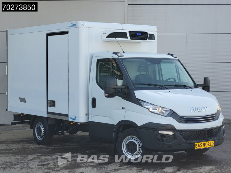 Iveco Daily 35S16 Koelwagen Automaat Carrier Pulsar 400 380V Stekker Airco Cruise Camera Koel Koeler Kühlwagen Kühlkoffer 12m3 Airco Cruise - Hladilno vozilo: slika 2 Iveco Daily 35S16 Koelwagen Automaat Carrier Pulsar 400 380V Stekker Airco Cruise Camera Koel Koeler Kühlwagen Kühlkoffer 12m3 Airco Cruise - Hladilno vozilo: slika 2