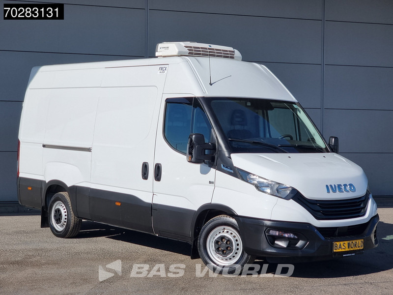 Iveco Daily 35S16 SCHADE/DAMAGE! Koelwagen Vriezer Automaat Thermo King V-300 MAX Airco Cruise Parkeersensoren Kühl Kühler Koel Koeler Kühlw - Hladilno vozilo: slika 5 Iveco Daily 35S16 SCHADE/DAMAGE! Koelwagen Vriezer Automaat Thermo King V-300 MAX Airco Cruise Parkeersensoren Kühl Kühler Koel Koeler Kühlw - Hladilno vozilo: slika 5