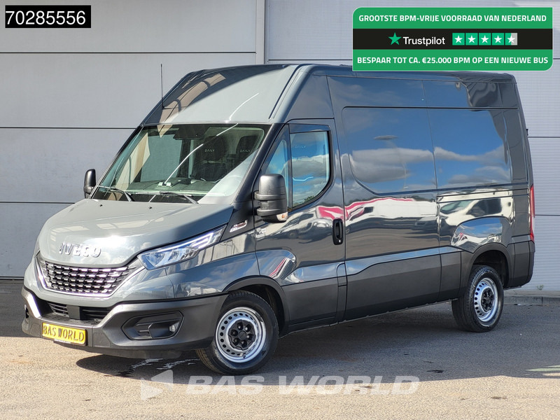 Iveco Daily 35S18 3.0L Automaat 180PK L2H2 3500kg Trekhaak LED Navi Airco Cruise Camera Euro6 L2 11m3 Airco Trekhaak Cruise control - Furgon: slika 1 Iveco Daily 35S18 3.0L Automaat 180PK L2H2 3500kg Trekhaak LED Navi Airco Cruise Camera Euro6 L2 11m3 Airco Trekhaak Cruise control - Furgon: slika 1