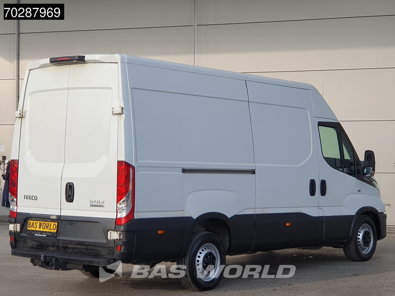 Iveco Daily 35S18 3.0L Automaat L2H2 3,5t Trekhaak 180PK LED Navi Airco Cruise Camera Euro6 L2 12m3 Airco Trekhaak Cruise control - Furgon: slika 3 Iveco Daily 35S18 3.0L Automaat L2H2 3,5t Trekhaak 180PK LED Navi Airco Cruise Camera Euro6 L2 12m3 Airco Trekhaak Cruise control - Furgon: slika 3