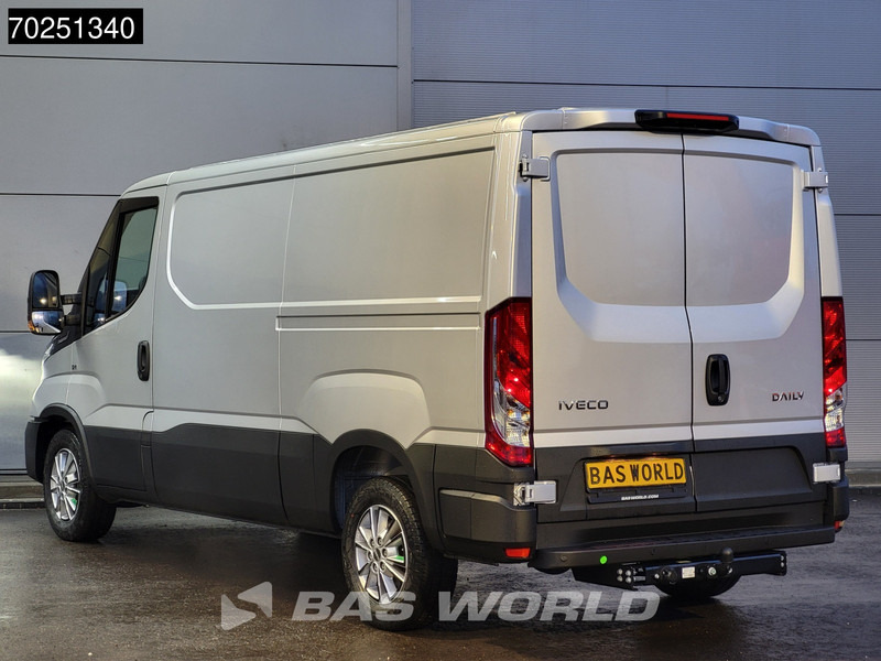 Iveco Daily 35S21 210PK 3.0L Automaat Laag dak L2H1 2025model 3.5t Trekhaak LED Navi ACC Camera 8m3 Airco Trekhaak - Furgon: slika 5 Iveco Daily 35S21 210PK 3.0L Automaat Laag dak L2H1 2025model 3.5t Trekhaak LED Navi ACC Camera 8m3 Airco Trekhaak - Furgon: slika 5