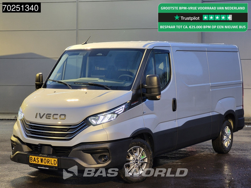 Iveco Daily 35S21 210PK 3.0L Automaat Laag dak L2H1 2025model 3.5t Trekhaak LED Navi ACC Camera 8m3 Airco Trekhaak - Furgon: slika 1 Iveco Daily 35S21 210PK 3.0L Automaat Laag dak L2H1 2025model 3.5t Trekhaak LED Navi ACC Camera 8m3 Airco Trekhaak - Furgon: slika 1