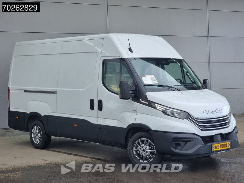 Iveco Daily 35S21 3.0L Automaat 2025 model L2H2 Trekhaak Tacho ACC LED CarPlay Velgen Camera L2H2 12m3 Airco Trekhaak - Furgon: slika 2 Iveco Daily 35S21 3.0L Automaat 2025 model L2H2 Trekhaak Tacho ACC LED CarPlay Velgen Camera L2H2 12m3 Airco Trekhaak - Furgon: slika 2