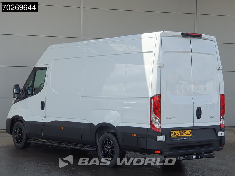 Iveco Daily 35S21 3.0L Automaat Black Edition 2025 model L2H2 Trekhaak Tacho ACC LED CarPlay Velgen Camera 12m3 Airco Trekhaak - Furgon: slika 2 Iveco Daily 35S21 3.0L Automaat Black Edition 2025 model L2H2 Trekhaak Tacho ACC LED CarPlay Velgen Camera 12m3 Airco Trekhaak - Furgon: slika 2