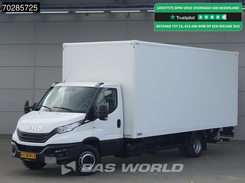 Iveco Daily 72C18 Automaat Luchtvering Laadklep Dubbellucht 70C18 Airco Cruise Bakwagen Euro6 Meubelbak Koffer 36m3 Airco Cruise control - Dostavno vozilo z zabojnikom: slika 1 Iveco Daily 72C18 Automaat Luchtvering Laadklep Dubbellucht 70C18 Airco Cruise Bakwagen Euro6 Meubelbak Koffer 36m3 Airco Cruise control - Dostavno vozilo z zabojnikom: slika 1
