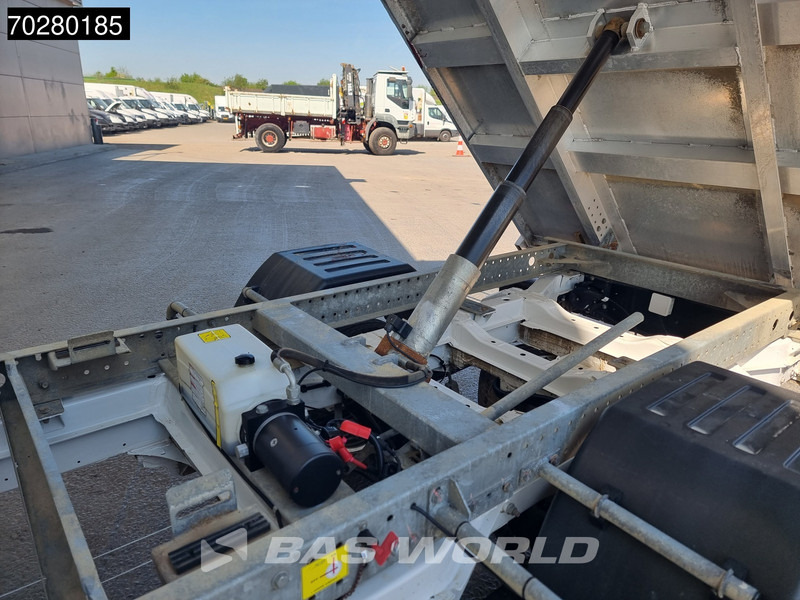 MAN TGE 5.120 Kipper met Kist Dubbel Cabine Dubbellucht 3,5t Trekhaak Navi Airco Cruise Camera Tipper Benne Kieper m3 Airco Dubbel cabine Trek - Dostavno vozilo prekucnik: slika 5 MAN TGE 5.120 Kipper met Kist Dubbel Cabine Dubbellucht 3,5t Trekhaak Navi Airco Cruise Camera Tipper Benne Kieper m3 Airco Dubbel cabine Trek - Dostavno vozilo prekucnik: slika 5