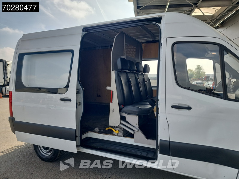 Mercedes-Benz Sprinter 314 CDI Automaat Dubbel Cabine 3,5t Trekhaak Airco Cruise Camera MBUX Doka Mixto DC 8m3 Airco Trekhaak Cruise control - Furgon: slika 3 Mercedes-Benz Sprinter 314 CDI Automaat Dubbel Cabine 3,5t Trekhaak Airco Cruise Camera MBUX Doka Mixto DC 8m3 Airco Trekhaak Cruise control - Furgon: slika 3