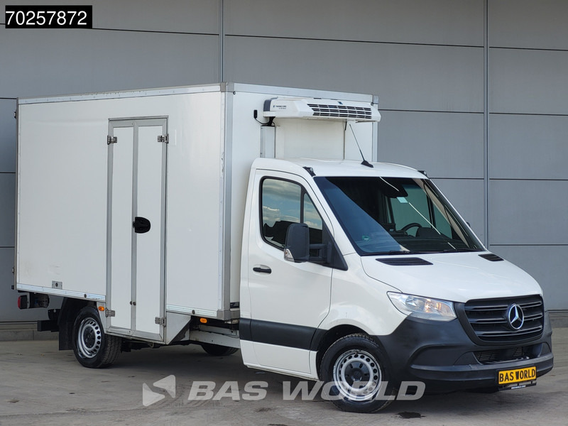 Mercedes-Benz Sprinter 314 CDI Koelwagen Automaat Bi temp Thermo King V-300 Max Koeler Koel Vries Vriezer Kühlkasten Airco - Hladilno vozilo: slika 3 Mercedes-Benz Sprinter 314 CDI Koelwagen Automaat Bi temp Thermo King V-300 Max Koeler Koel Vries Vriezer Kühlkasten Airco - Hladilno vozilo: slika 3