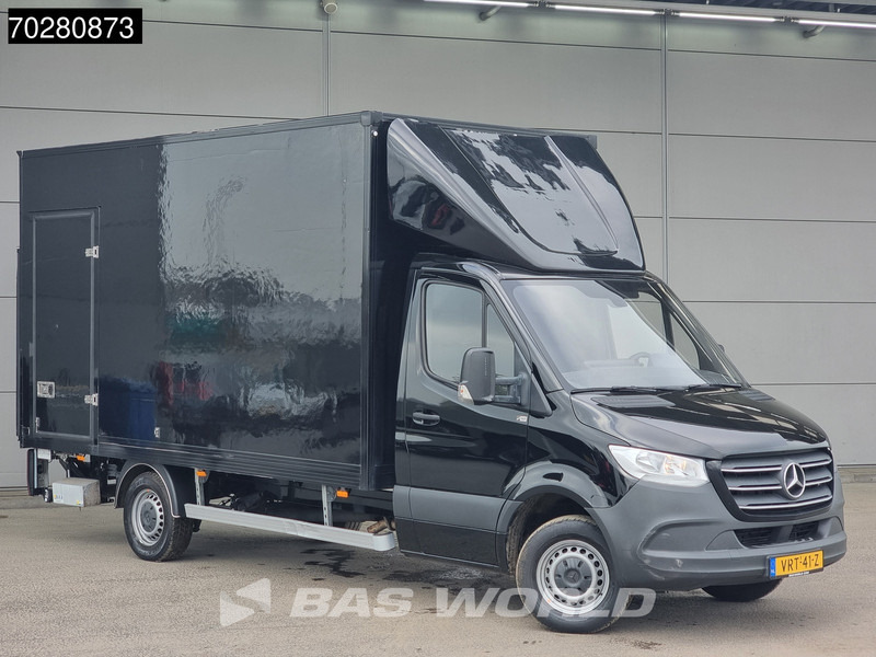 Mercedes-Benz Sprinter 314 CDI Laadklep Automaat Zijdeur Bakwagen Airco Cruise Carplay MBUX Meubelbak Koffer 21m3 Airco Cruise control - Dostavno vozilo z zabojnikom: slika 5 Mercedes-Benz Sprinter 314 CDI Laadklep Automaat Zijdeur Bakwagen Airco Cruise Carplay MBUX Meubelbak Koffer 21m3 Airco Cruise control - Dostavno vozilo z zabojnikom: slika 5