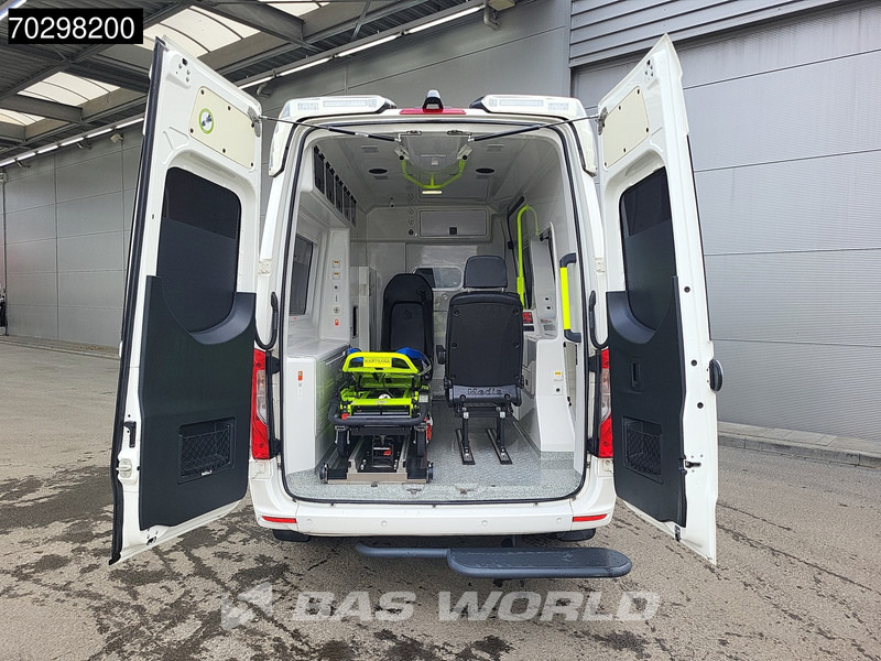 Mercedes-Benz Sprinter 316 CDI Ambulance Brancard Automaat Ziekenwagen Airco Cruise Camera Parkeersensoren Standkachel Euro6 Rettungswagen Krankenwagen - Reševalno vozilo: slika 3 Mercedes-Benz Sprinter 316 CDI Ambulance Brancard Automaat Ziekenwagen Airco Cruise Camera Parkeersensoren Standkachel Euro6 Rettungswagen Krankenwagen - Reševalno vozilo: slika 3