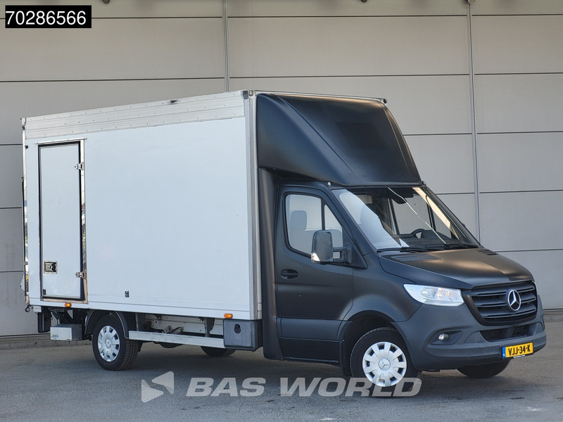 Mercedes-Benz Sprinter 316 CDI Laadklep Zijdeur Bakwagen Airco Cruise Euro6 Meubelbak Koffer 22m3 Airco Cruise control - Dostavno vozilo z zabojnikom: slika 5 Mercedes-Benz Sprinter 316 CDI Laadklep Zijdeur Bakwagen Airco Cruise Euro6 Meubelbak Koffer 22m3 Airco Cruise control - Dostavno vozilo z zabojnikom: slika 5