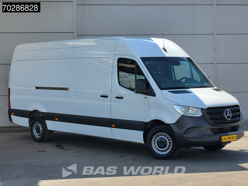 Mercedes-Benz Sprinter 317 CDI Automaat 170PK L3H2 Airco Camera Parkeersensoren MBUX CarPlay Euro6 L3 16m3 Airco - Furgon: slika 3 Mercedes-Benz Sprinter 317 CDI Automaat 170PK L3H2 Airco Camera Parkeersensoren MBUX CarPlay Euro6 L3 16m3 Airco - Furgon: slika 3