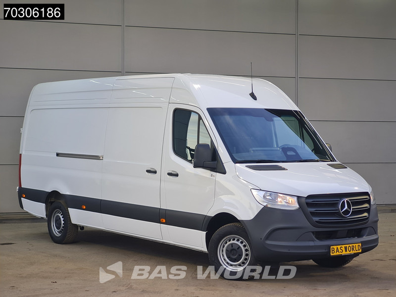 Mercedes-Benz Sprinter 317 CDI Automaat 2025 Model L3H2 Airco Cruise Camera Parkeersensoren 10inch MBUX CarPlay Euro6 L3 Airco Cruise control - Furgon: slika 5 Mercedes-Benz Sprinter 317 CDI Automaat 2025 Model L3H2 Airco Cruise Camera Parkeersensoren 10inch MBUX CarPlay Euro6 L3 Airco Cruise control - Furgon: slika 5