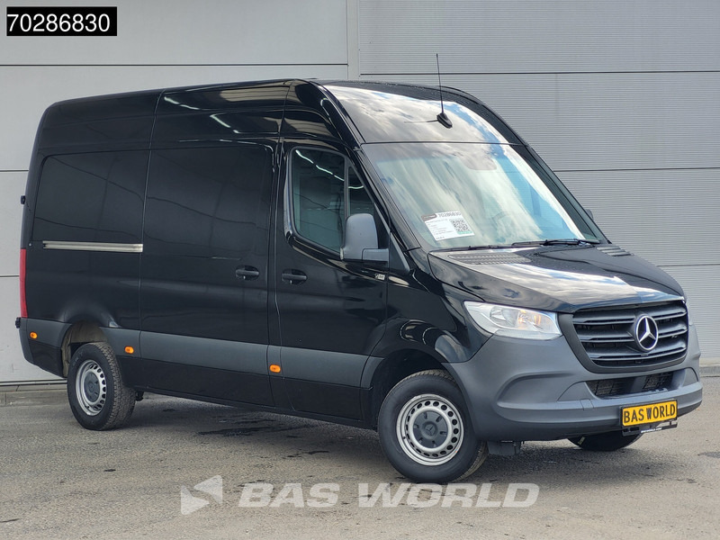Mercedes-Benz Sprinter 317 CDI Automaat 3,5t Trekhaak L2H2 170PK Airco Camera MBUX Euro6 L2 12m3 Airco Trekhaak - Furgon: slika 5 Mercedes-Benz Sprinter 317 CDI Automaat 3,5t Trekhaak L2H2 170PK Airco Camera MBUX Euro6 L2 12m3 Airco Trekhaak - Furgon: slika 5