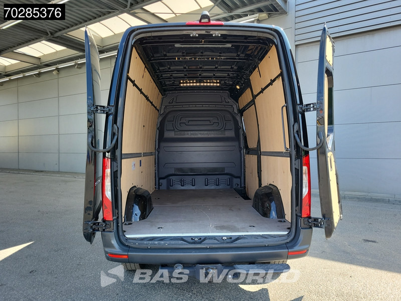 Mercedes-Benz Sprinter 317 CDI Automaat 3,5t Trekhaak L2H2 170PK Airco Camera MBUX Euro6 L2 12m3 Airco Trekhaak - Furgon: slika 3 Mercedes-Benz Sprinter 317 CDI Automaat 3,5t Trekhaak L2H2 170PK Airco Camera MBUX Euro6 L2 12m3 Airco Trekhaak - Furgon: slika 3