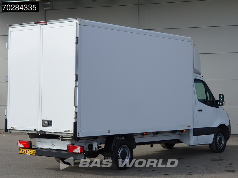 Mercedes-Benz Sprinter 317 CDI Automaat Bakwagen Achterdeuren Airco Camera Euro6 Meubelbak Koffer 21m3 Airco - Dostavno vozilo z zabojnikom: slika 5 Mercedes-Benz Sprinter 317 CDI Automaat Bakwagen Achterdeuren Airco Camera Euro6 Meubelbak Koffer 21m3 Airco - Dostavno vozilo z zabojnikom: slika 5