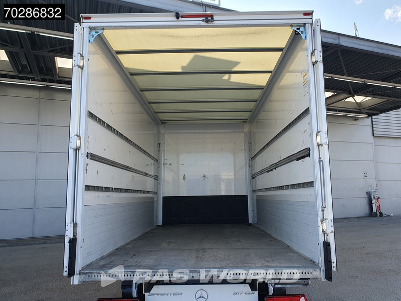Mercedes-Benz Sprinter 317 CDI Automaat Bakwagen Achterdeuren Airco Camera Euro6 Meubelbak Koffer 21m3 Airco - Dostavno vozilo z zabojnikom: slika 3 Mercedes-Benz Sprinter 317 CDI Automaat Bakwagen Achterdeuren Airco Camera Euro6 Meubelbak Koffer 21m3 Airco - Dostavno vozilo z zabojnikom: slika 3