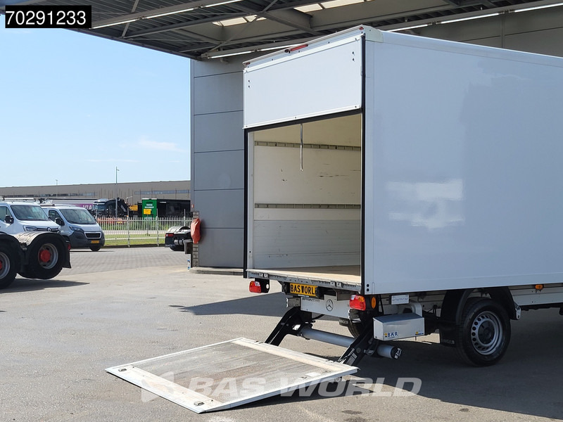 Mercedes-Benz Sprinter 317 CDI Automaat Bakwagen Laadklep Camera Airco Koffer Meubelbak 21m3 Airco - Dostavno vozilo z zabojnikom: slika 5 Mercedes-Benz Sprinter 317 CDI Automaat Bakwagen Laadklep Camera Airco Koffer Meubelbak 21m3 Airco - Dostavno vozilo z zabojnikom: slika 5