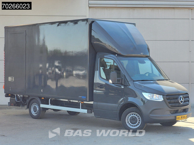 Mercedes-Benz Sprinter 317 CDI Automaat Bakwagen Laadklep Lat om Lat Navi Airco Cruise Meubelbak Koffer 22m3 Airco Cruise control - Dostavno vozilo z zabojnikom: slika 5 Mercedes-Benz Sprinter 317 CDI Automaat Bakwagen Laadklep Lat om Lat Navi Airco Cruise Meubelbak Koffer 22m3 Airco Cruise control - Dostavno vozilo z zabojnikom: slika 5