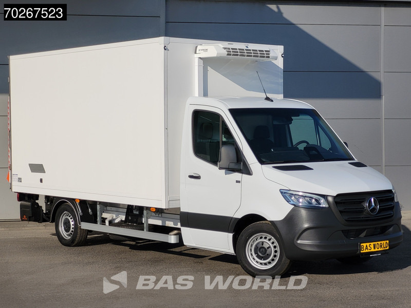 Mercedes-Benz Sprinter 317 CDI Koelwagen Vriezer Laadklep Thermo King V-200 MAX 230V Stekker LED Airco Euro6 Koel Koeler Kühl Kühler Vries Vriezer Kühl - Hladilno vozilo: slika 5 Mercedes-Benz Sprinter 317 CDI Koelwagen Vriezer Laadklep Thermo King V-200 MAX 230V Stekker LED Airco Euro6 Koel Koeler Kühl Kühler Vries Vriezer Kühl - Hladilno vozilo: slika 5