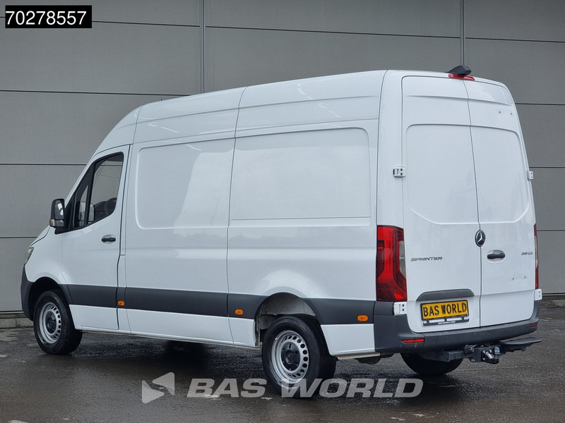 Mercedes-Benz Sprinter 319 CDI 3.0L Automaat V6 L2H2 3,5t Trekhaak Navi LED Airco Cruise Camera MBUX L2 10m3 Airco Trekhaak Cruise control - Furgon: slika 2 Mercedes-Benz Sprinter 319 CDI 3.0L Automaat V6 L2H2 3,5t Trekhaak Navi LED Airco Cruise Camera MBUX L2 10m3 Airco Trekhaak Cruise control - Furgon: slika 2
