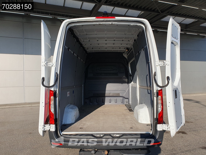 Mercedes-Benz Sprinter 319 CDI Automaat L2H2 Trekhaak Airco MBUX CarPlay Parkeersensoren Euro6 L2 12m3 Airco Trekhaak - Furgon: slika 3 Mercedes-Benz Sprinter 319 CDI Automaat L2H2 Trekhaak Airco MBUX CarPlay Parkeersensoren Euro6 L2 12m3 Airco Trekhaak - Furgon: slika 3