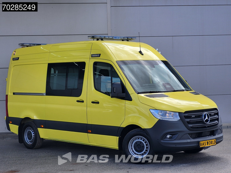 Mercedes-Benz Sprinter 319 CDI Automaat Nieuw! Complete Ambulance Ziekenwagen Rettungswagen Krankenwagen 11m3 Airco Cruise control - Reševalno vozilo: slika 5 Mercedes-Benz Sprinter 319 CDI Automaat Nieuw! Complete Ambulance Ziekenwagen Rettungswagen Krankenwagen 11m3 Airco Cruise control - Reševalno vozilo: slika 5