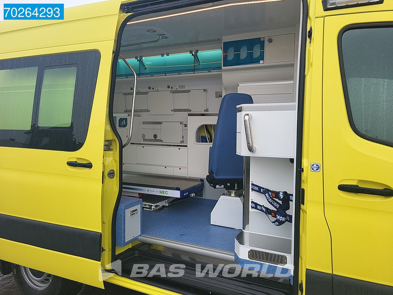 Mercedes-Benz Sprinter 319 CDI Automaat Nieuw! Complete Ambulance Ziekenwagen Rettungswagen Krankenwagen Airco - Reševalno vozilo: slika 5 Mercedes-Benz Sprinter 319 CDI Automaat Nieuw! Complete Ambulance Ziekenwagen Rettungswagen Krankenwagen Airco - Reševalno vozilo: slika 5