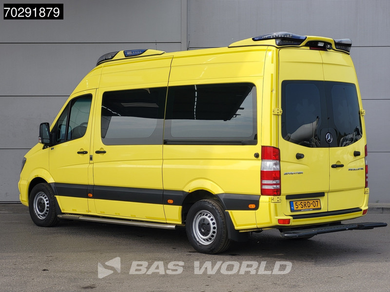 Mercedes-Benz Sprinter 319 CDI Marge! 3.0L V6 Automaat 2x Schuifdeur Airco Cruise Euro6 Krankenwagen Rettungswagen 8m3 Airco Cruise control - Reševalno vozilo: slika 2 Mercedes-Benz Sprinter 319 CDI Marge! 3.0L V6 Automaat 2x Schuifdeur Airco Cruise Euro6 Krankenwagen Rettungswagen 8m3 Airco Cruise control - Reševalno vozilo: slika 2