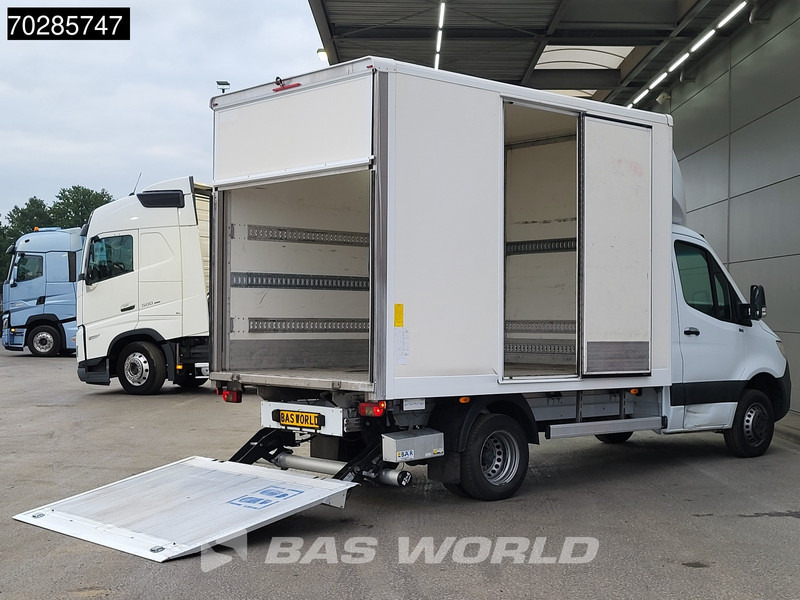 Mercedes-Benz Sprinter 514 CDI Laadklep Automaat Zijdeur Bakwagen Dubbellucht Airco Cruise MBUX CarPlay Euro6 Meubelbak Koffer 17m3 Airco Cruise contro - Dostavno vozilo z zabojnikom: slika 3 Mercedes-Benz Sprinter 514 CDI Laadklep Automaat Zijdeur Bakwagen Dubbellucht Airco Cruise MBUX CarPlay Euro6 Meubelbak Koffer 17m3 Airco Cruise contro - Dostavno vozilo z zabojnikom: slika 3