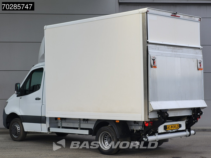 Mercedes-Benz Sprinter 514 CDI Laadklep Automaat Zijdeur Bakwagen Dubbellucht Airco Cruise MBUX CarPlay Euro6 Meubelbak Koffer 17m3 Airco Cruise contro - Dostavno vozilo z zabojnikom: slika 2 Mercedes-Benz Sprinter 514 CDI Laadklep Automaat Zijdeur Bakwagen Dubbellucht Airco Cruise MBUX CarPlay Euro6 Meubelbak Koffer 17m3 Airco Cruise contro - Dostavno vozilo z zabojnikom: slika 2