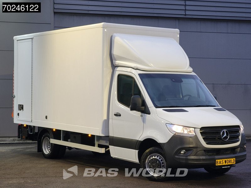 Mercedes-Benz Sprinter 515 CDI Automaat Laadklep Zijdeur Dubbellucht Bakwagen MBUX Airco Cruise MBUX Koffer Meubelbak 21m3 Airco Cruise control - Dostavno vozilo z zabojnikom: slika 5 Mercedes-Benz Sprinter 515 CDI Automaat Laadklep Zijdeur Dubbellucht Bakwagen MBUX Airco Cruise MBUX Koffer Meubelbak 21m3 Airco Cruise control - Dostavno vozilo z zabojnikom: slika 5