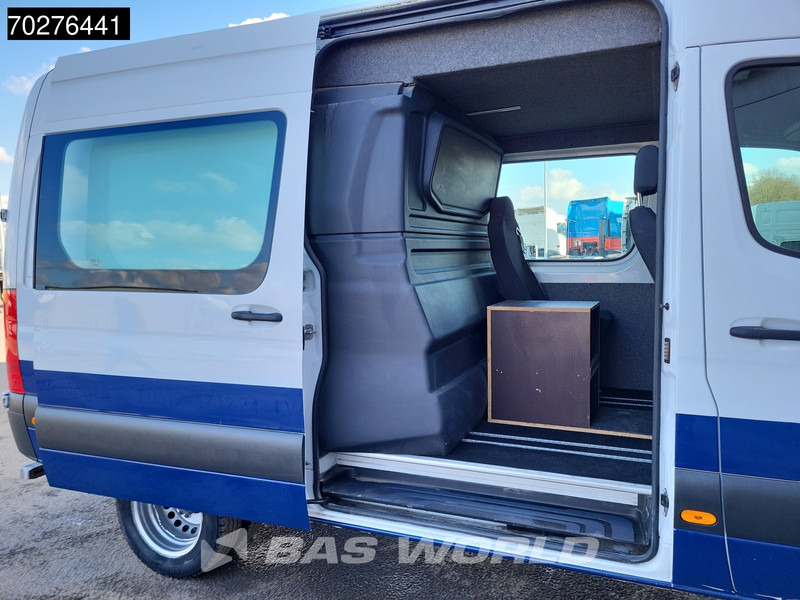 Mercedes-Benz Sprinter 519 CDI 3.0L V6 Automaat Dubbel Cabine L2H2 Dubbellucht 3,5t Trekhaak Camera Airco Cruise Doka Mixto L2 8m3 Airco Dubbel cabine - Furgon: slika 3 Mercedes-Benz Sprinter 519 CDI 3.0L V6 Automaat Dubbel Cabine L2H2 Dubbellucht 3,5t Trekhaak Camera Airco Cruise Doka Mixto L2 8m3 Airco Dubbel cabine - Furgon: slika 3