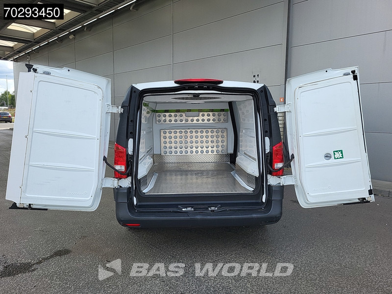 Mercedes-Benz eVito Elektrisch Koelwagen L2H1 41kWh WLTP 105km Automaat Kerstner Airco L2 Koel Koeler Kühl Kühler Kühlwagen 3m3 Airco - Hladilno vozilo, Električno dostavno vozilo: slika 3 Mercedes-Benz eVito Elektrisch Koelwagen L2H1 41kWh WLTP 105km Automaat Kerstner Airco L2 Koel Koeler Kühl Kühler Kühlwagen 3m3 Airco - Hladilno vozilo, Električno dostavno vozilo: slika 3