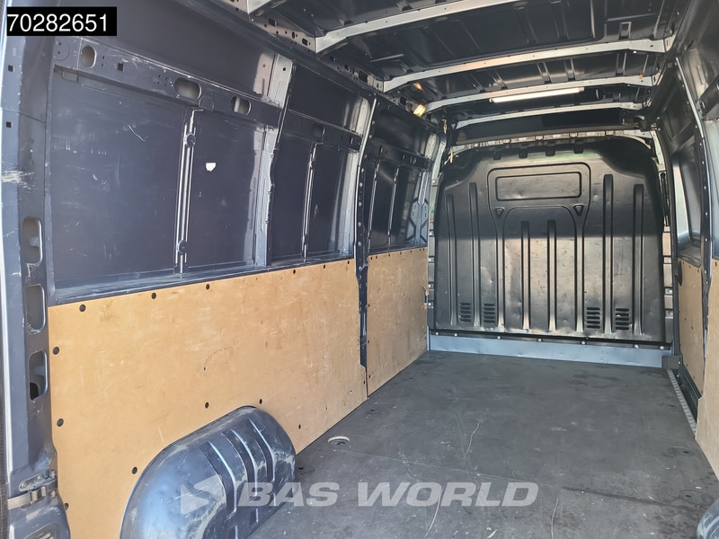 Renault Master 135PK L3H2 LED Trekhaak Airco Cruise Parkeersensoren Euro6 L3 12m3 Airco Trekhaak Cruise control - Furgon: slika 5 Renault Master 135PK L3H2 LED Trekhaak Airco Cruise Parkeersensoren Euro6 L3 12m3 Airco Trekhaak Cruise control - Furgon: slika 5