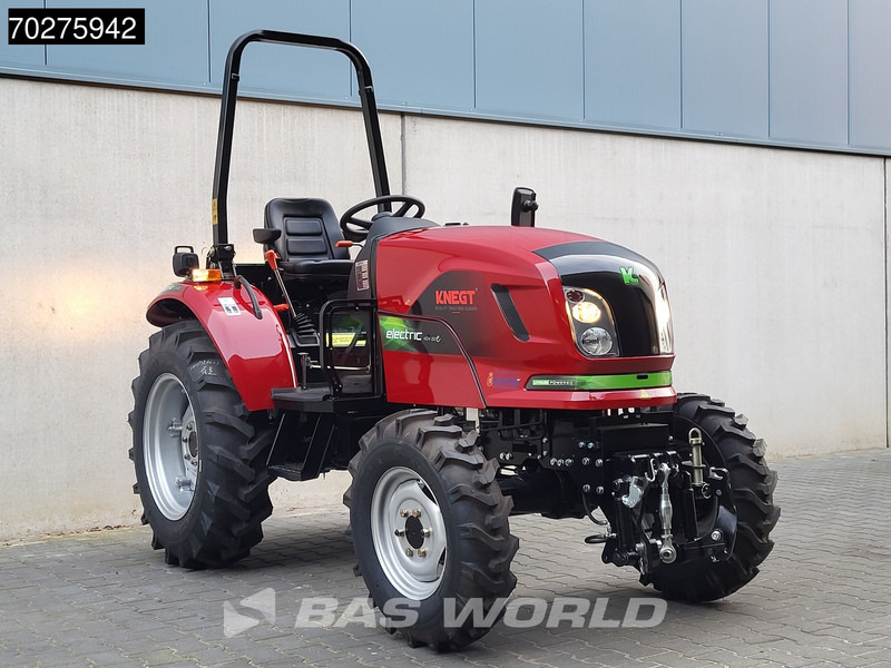KNEGT 404G2E 304G2E 4X4 ELECTRIC - 55HP - Mini traktor: slika 3 KNEGT 404G2E 304G2E 4X4 ELECTRIC - 55HP - Mini traktor: slika 3