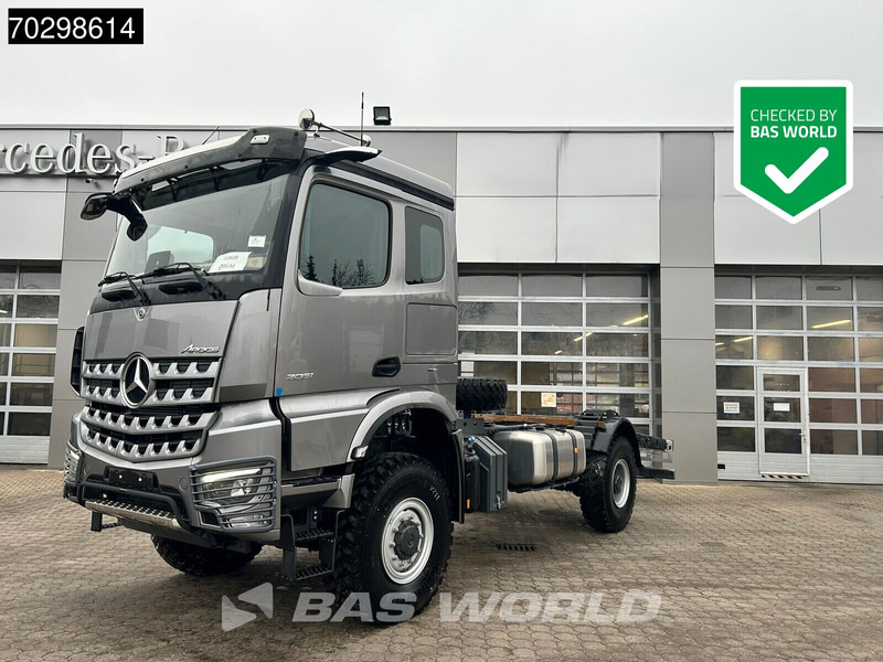 Mercedes-Benz Acrocs 2051 Arocs 4X4 NEW 4x4 chassis! Camper base Steel suspension Big-Axle Automatic Euro 6 - Tovornjak-šasija: slika 1 Mercedes-Benz Acrocs 2051 Arocs 4X4 NEW 4x4 chassis! Camper base Steel suspension Big-Axle Automatic Euro 6 - Tovornjak-šasija: slika 1