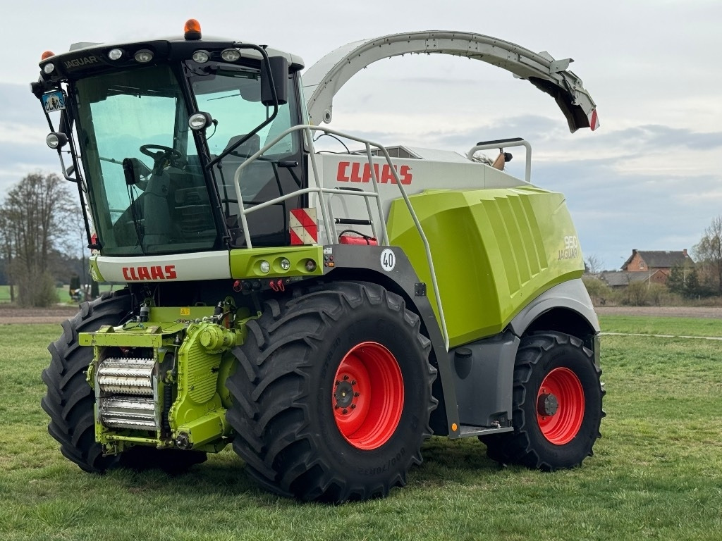 Claas Jaguar 950 Allrad - Kombajn za krmo: slika 1 Claas Jaguar 950 Allrad - Kombajn za krmo: slika 1