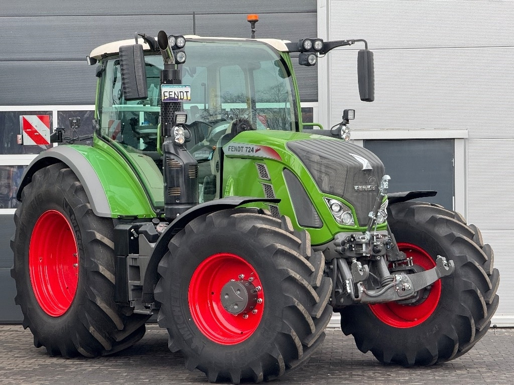 Fendt 724 S4 Profi Plus - Traktor: slika 2 Fendt 724 S4 Profi Plus - Traktor: slika 2