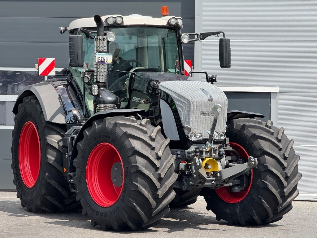 Fendt 939 Vario SCR Profi Plus - Traktor: slika 1 Fendt 939 Vario SCR Profi Plus - Traktor: slika 1