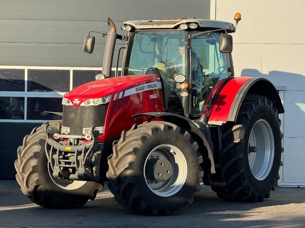 Massey Ferguson 8660 - Traktor: slika 1 Massey Ferguson 8660 - Traktor: slika 1