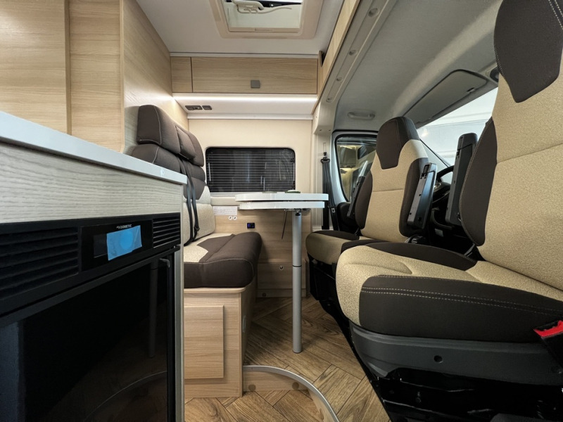 Chausson V594S First Line - Kombi avtodom: slika 2 Chausson V594S First Line - Kombi avtodom: slika 2