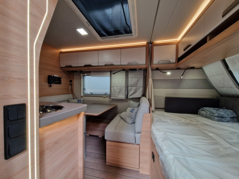 Knaus Sudwind 500 QDK 60° Years - Počitniška prikolica: slika 3 Knaus Sudwind 500 QDK 60° Years - Počitniška prikolica: slika 3