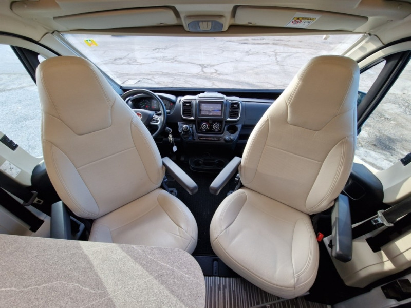 Mc Louis Menfys 540 Prestige - Kombi avtodom: slika 5 Mc Louis Menfys 540 Prestige - Kombi avtodom: slika 5