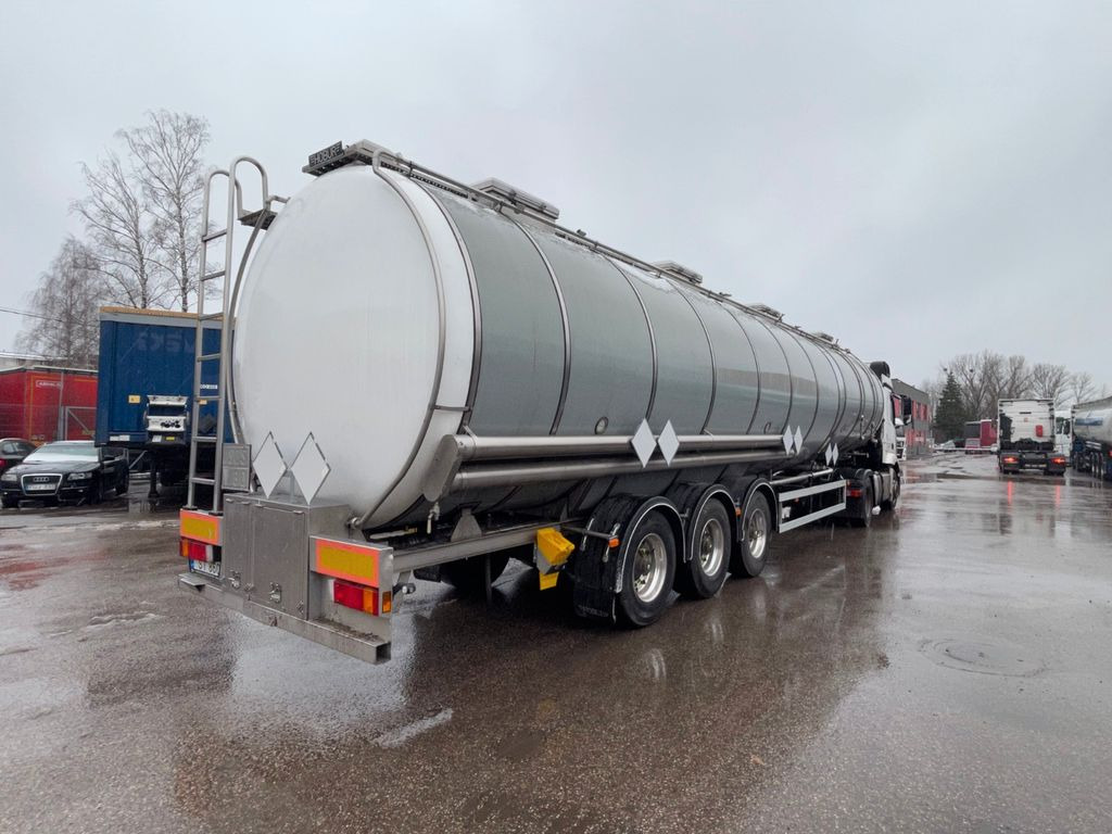 Lag BURG Holvrieka - Polprikolica cisterna: slika 2 Lag BURG Holvrieka - Polprikolica cisterna: slika 2